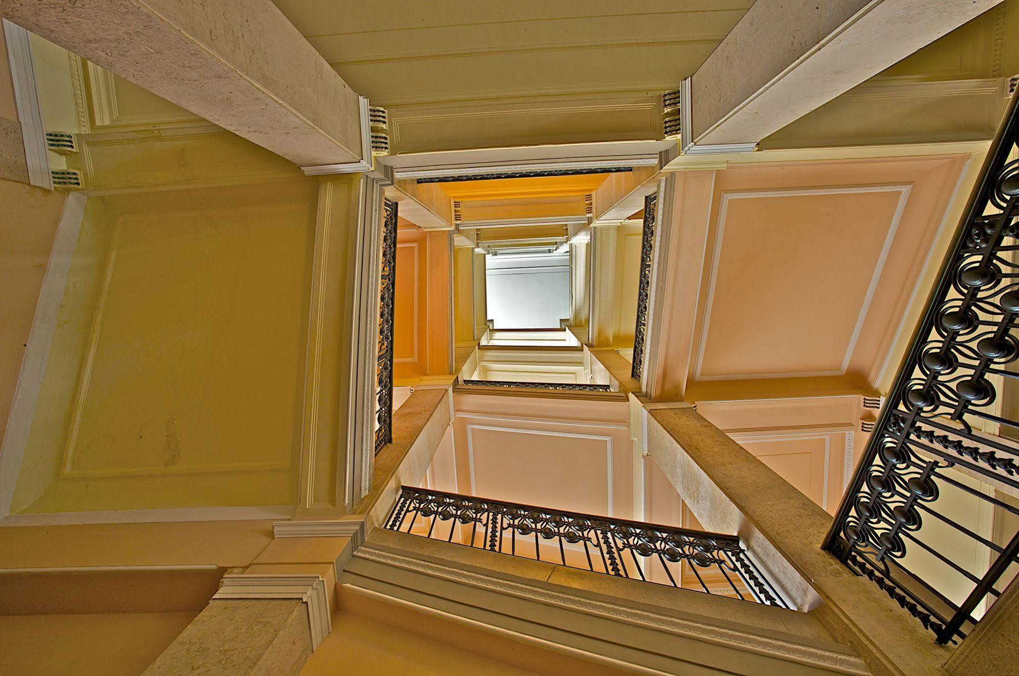 Guest House Hotel Riviera Pula Luaran gambar