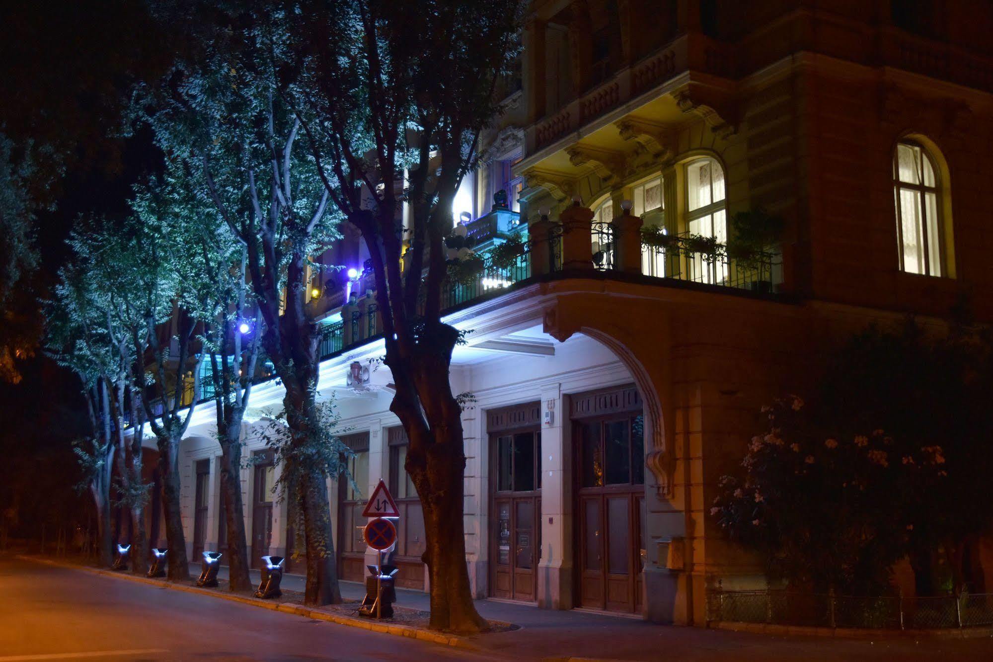 Guest House Hotel Riviera Pula Luaran gambar